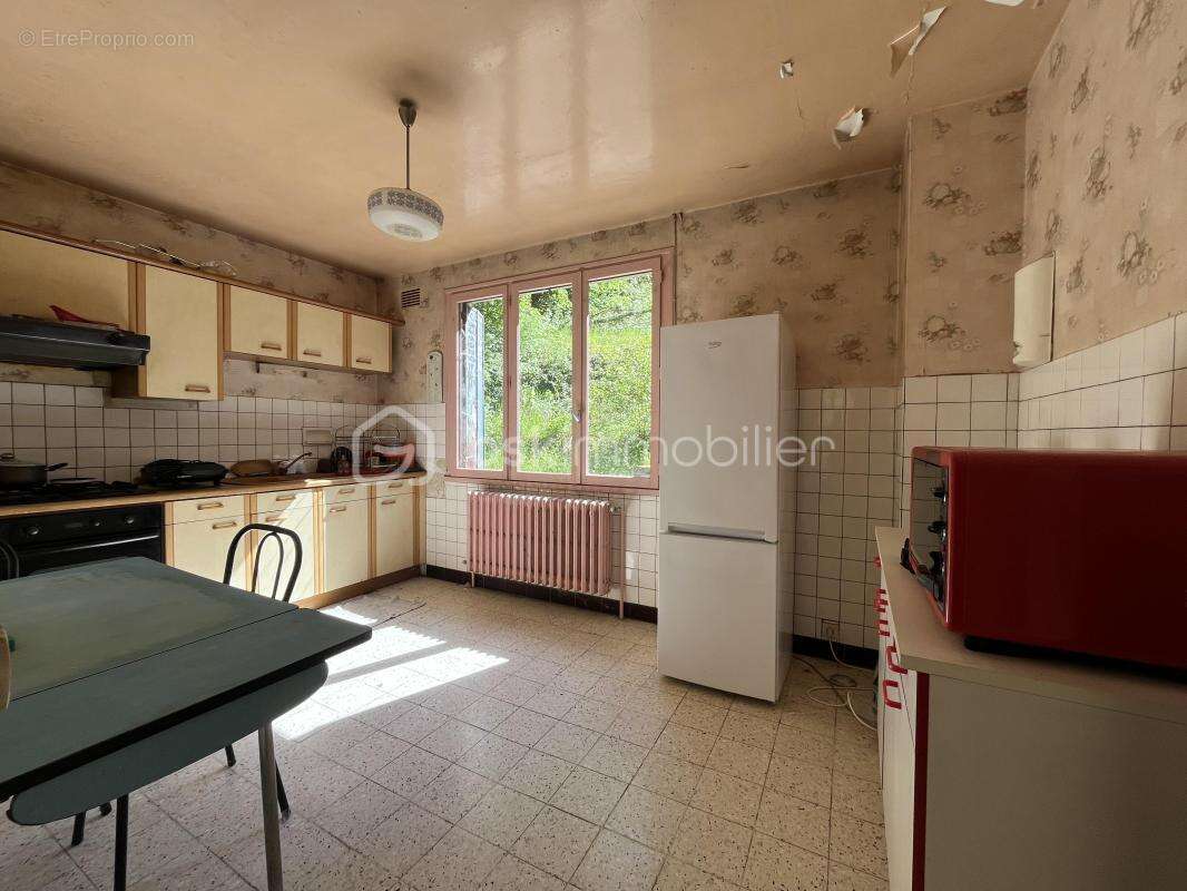Maison à NANT-LE-PETIT
