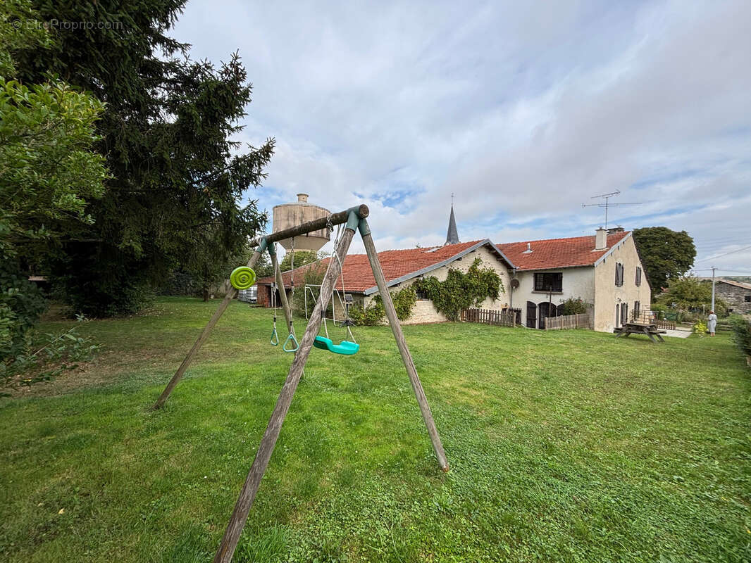 Maison à LONGCHAMPS-SUR-AIRE
