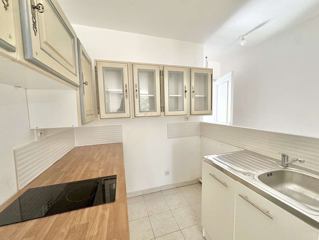 Appartement à MARSEILLE-13E