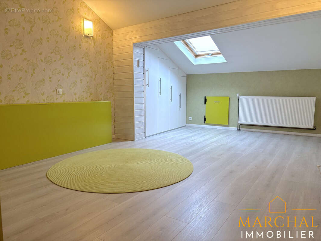 Maison à SANRY-SUR-NIED