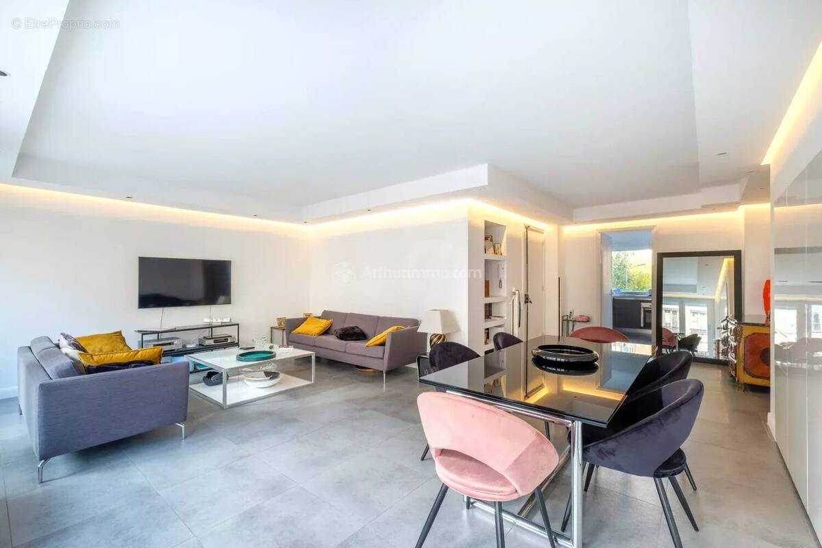 Appartement à LYON-6E