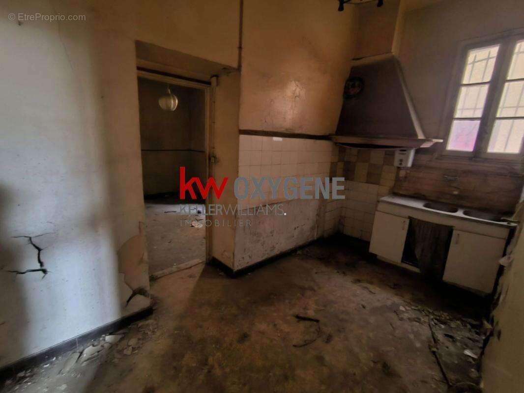 Commerce à LE BOULOU