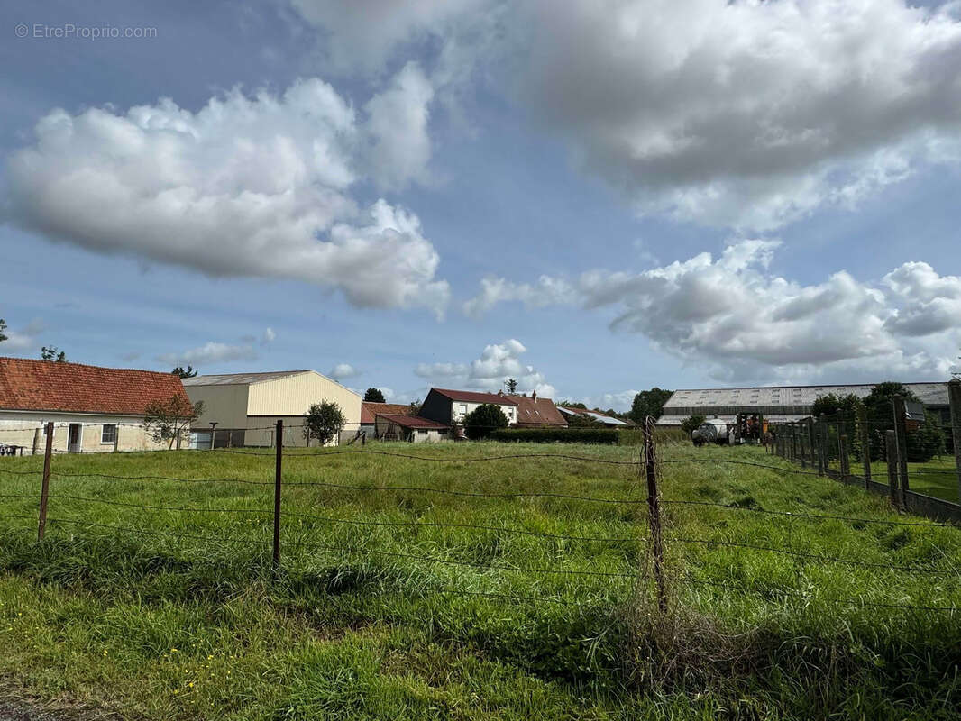 Terrain a batir non viabilise secteur crecy en ponthieu - photo 2
