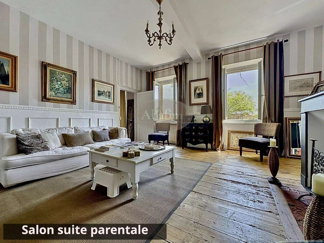 Maison à CASTELNAU-MAGNOAC