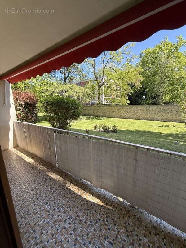Appartement à CHILLY-MAZARIN