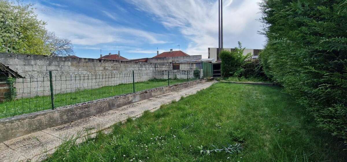 Photo 2 - Maison à ORIGNY-SAINTE-BENOITE