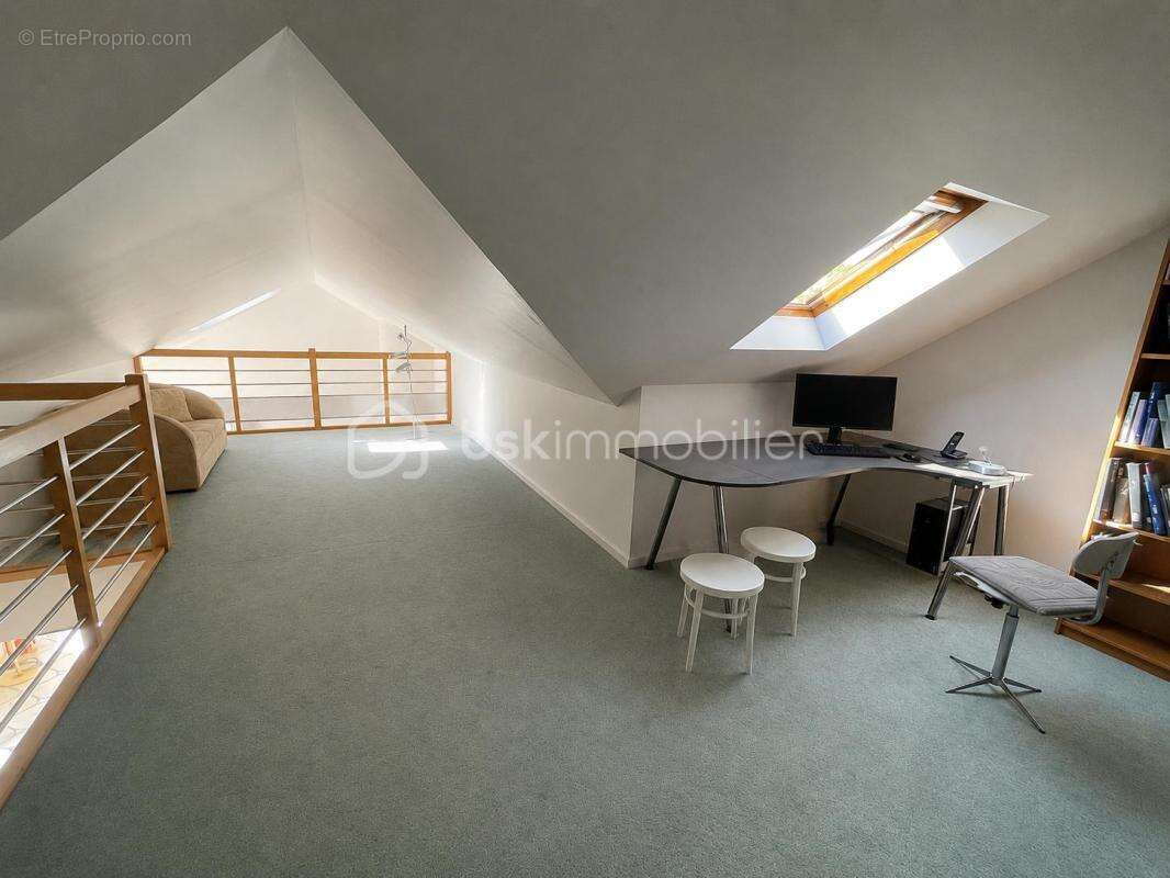Maison familiale avec 4 chambres en rez-de-jardin dont 1 suite parentale - fraicheur garantie ! - photo 15