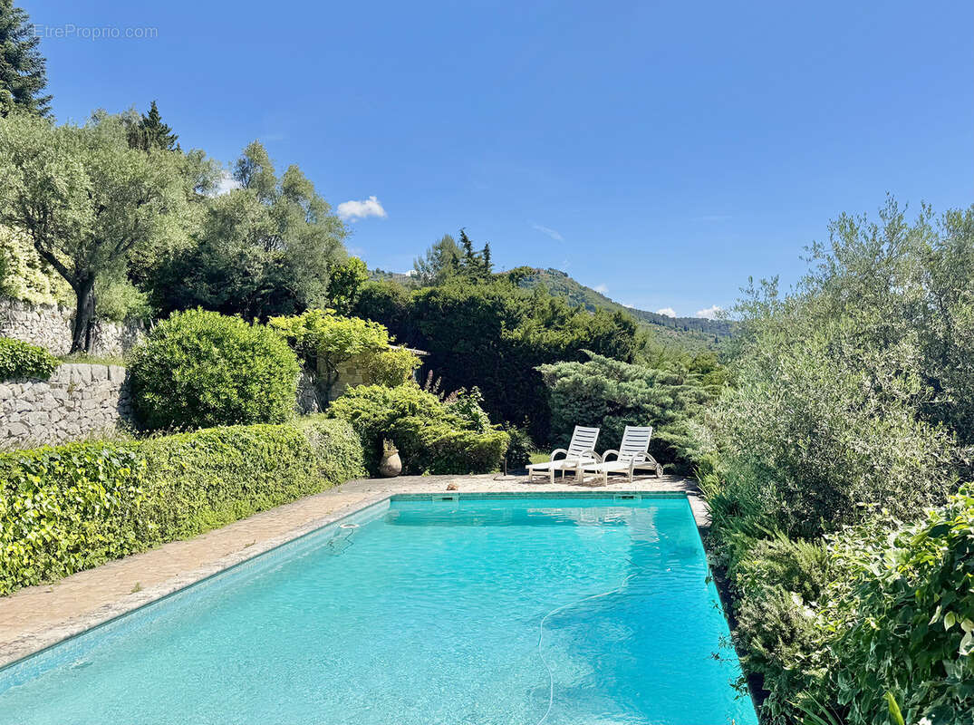 Maison à SPERACEDES