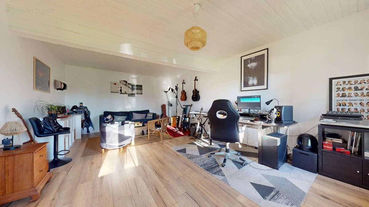 Maison à LABARTHE-SUR-LEZE