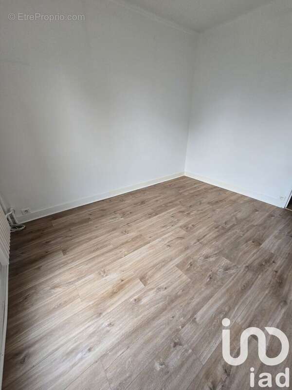 Photo 2 - Appartement à ETAMPES-SUR-MARNE