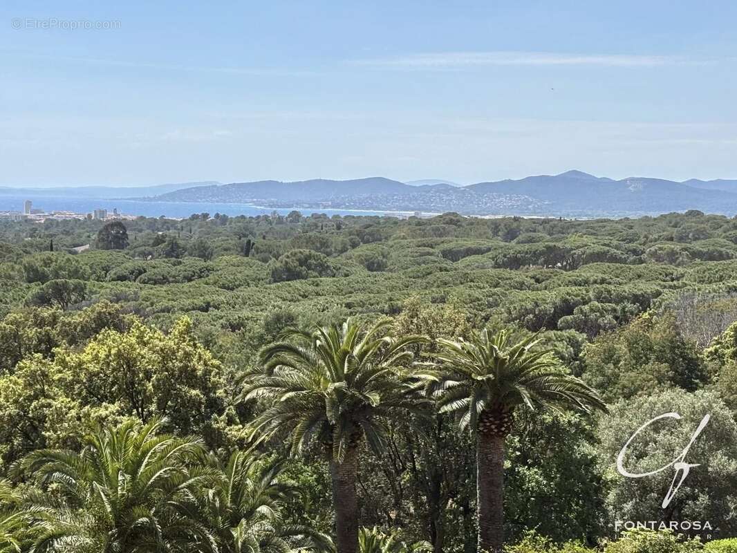 Appartement à SAINT-RAPHAEL