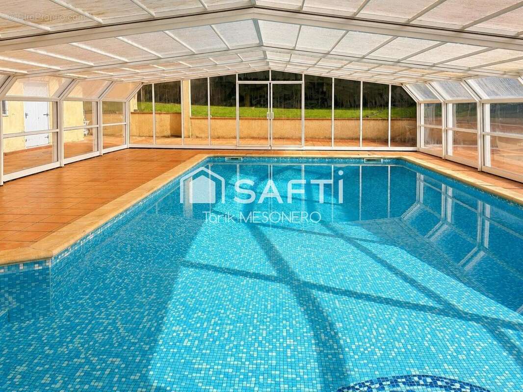 Maison 210 m² à L'isle-De-Noe  - photo 7