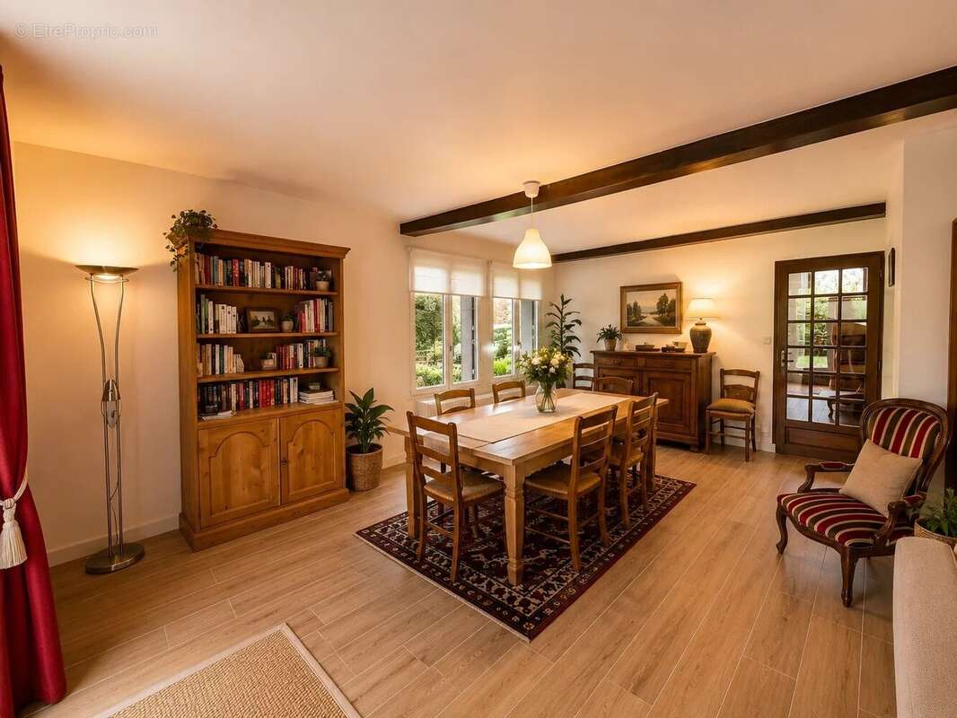 Maison à LANVALLAY