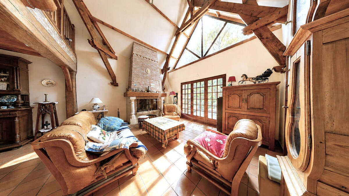 Maison à LES MUREAUX