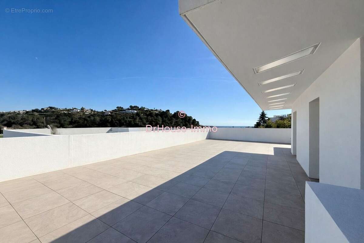 Appartement à CAGNES-SUR-MER