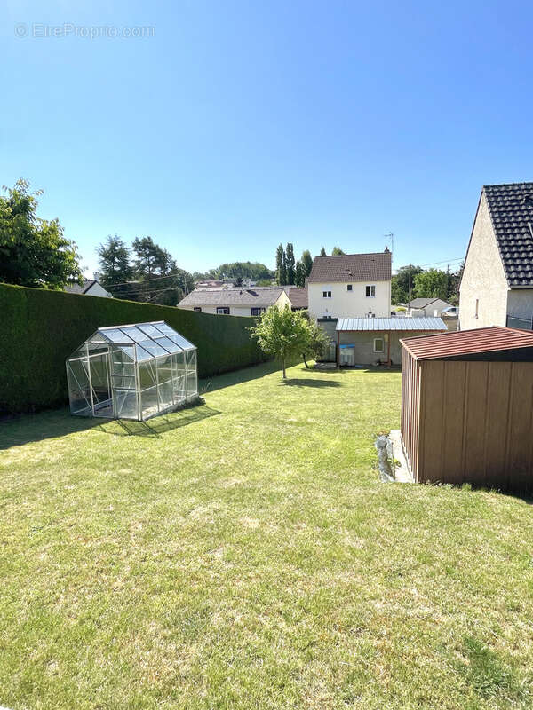 Maison à HOMBLIERES