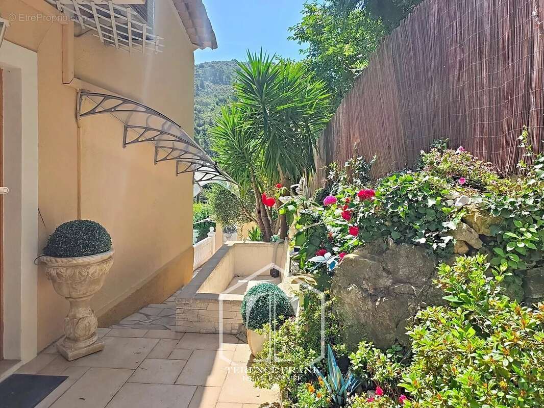 Appartement à ASPREMONT