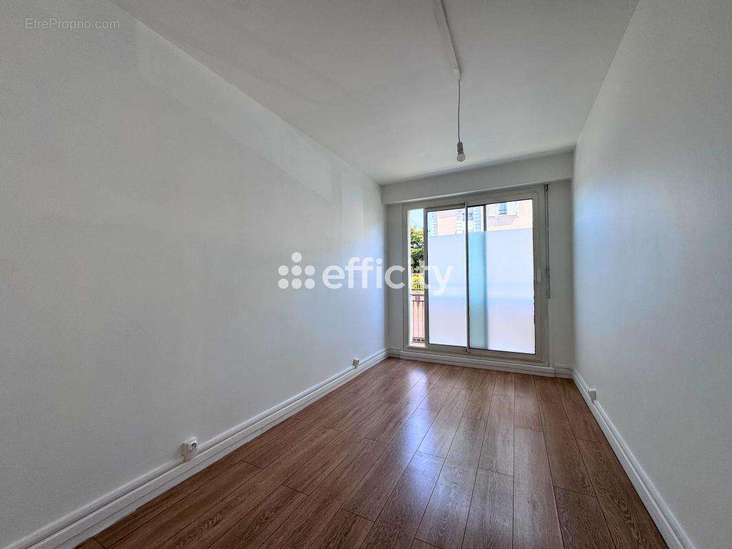 Appartement à RUEIL-MALMAISON