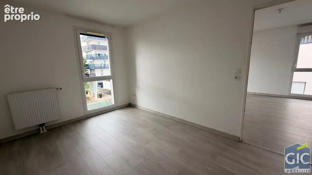 A vendre en exclusivite 2pp avec grand balcon herouville cafe des images - photo 10