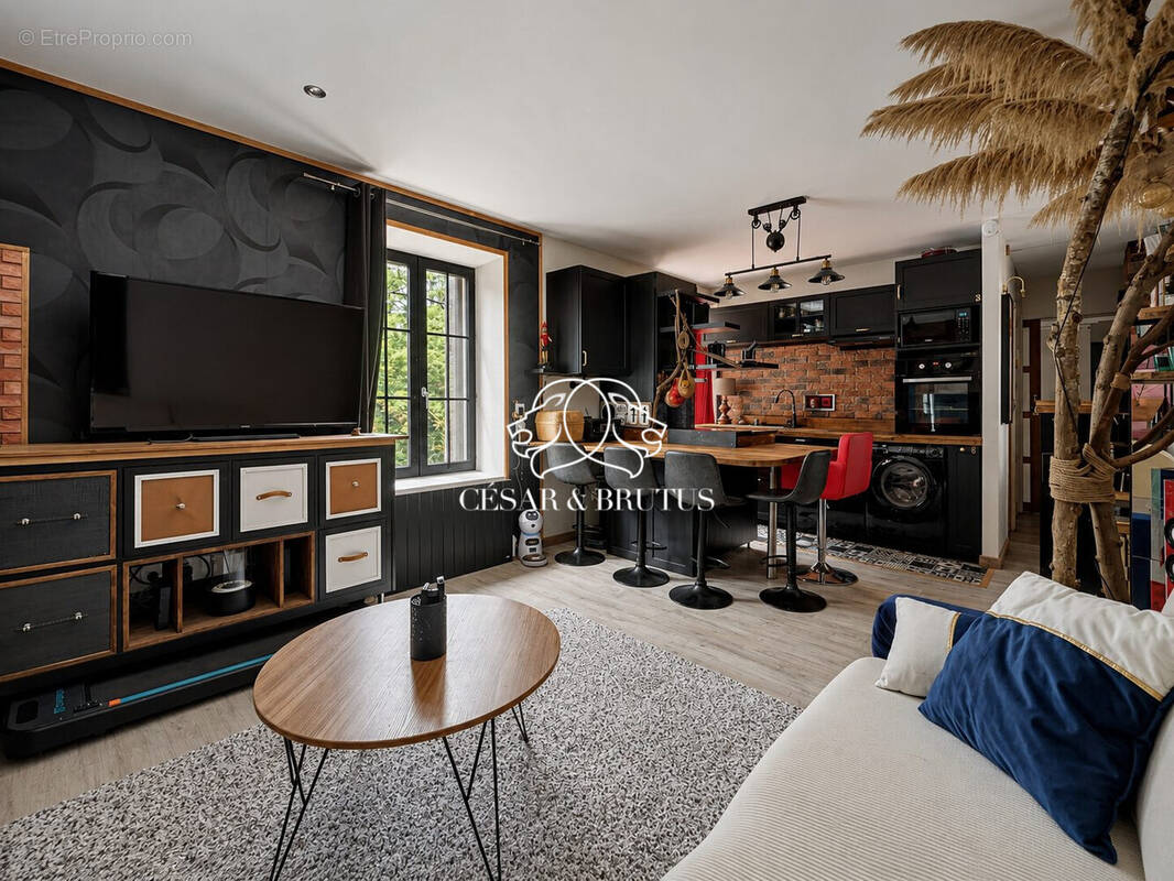 Appartement à PONT-EVEQUE