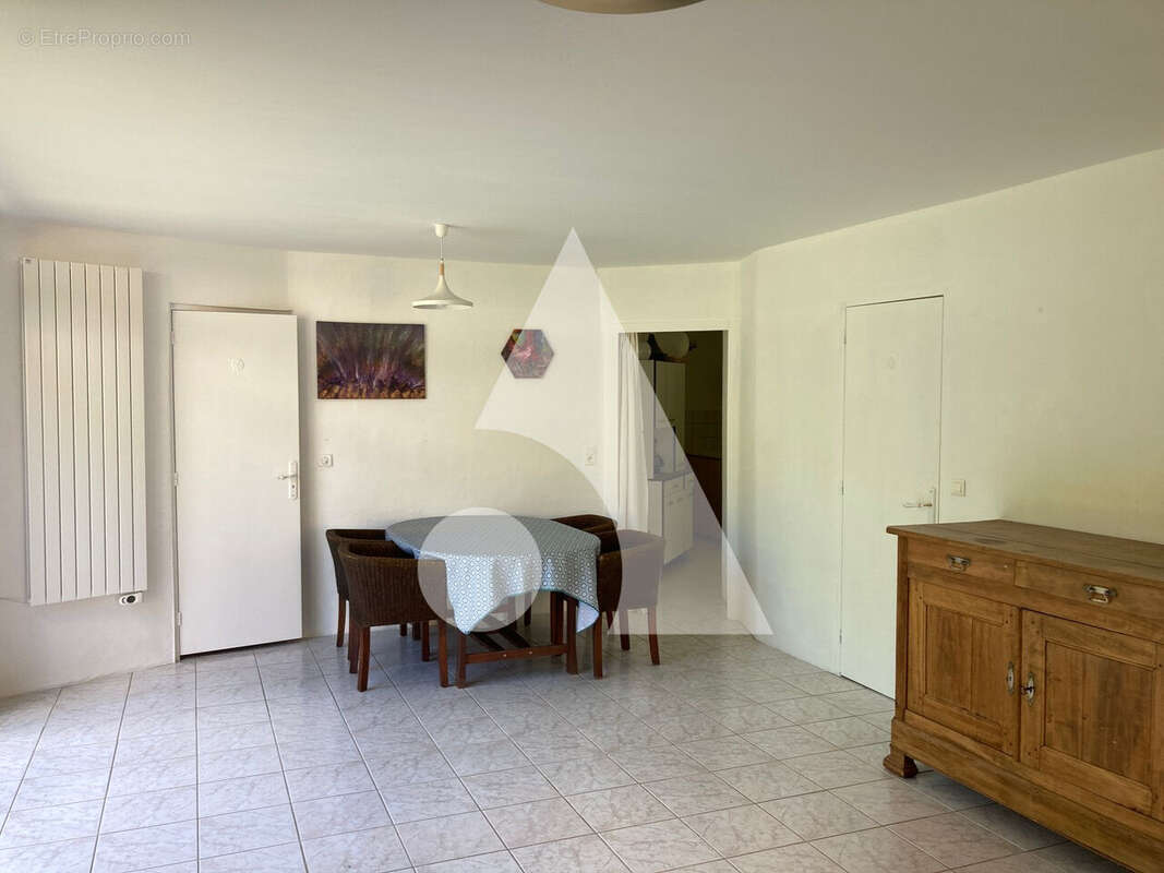 Maison à PRAYSSAC
