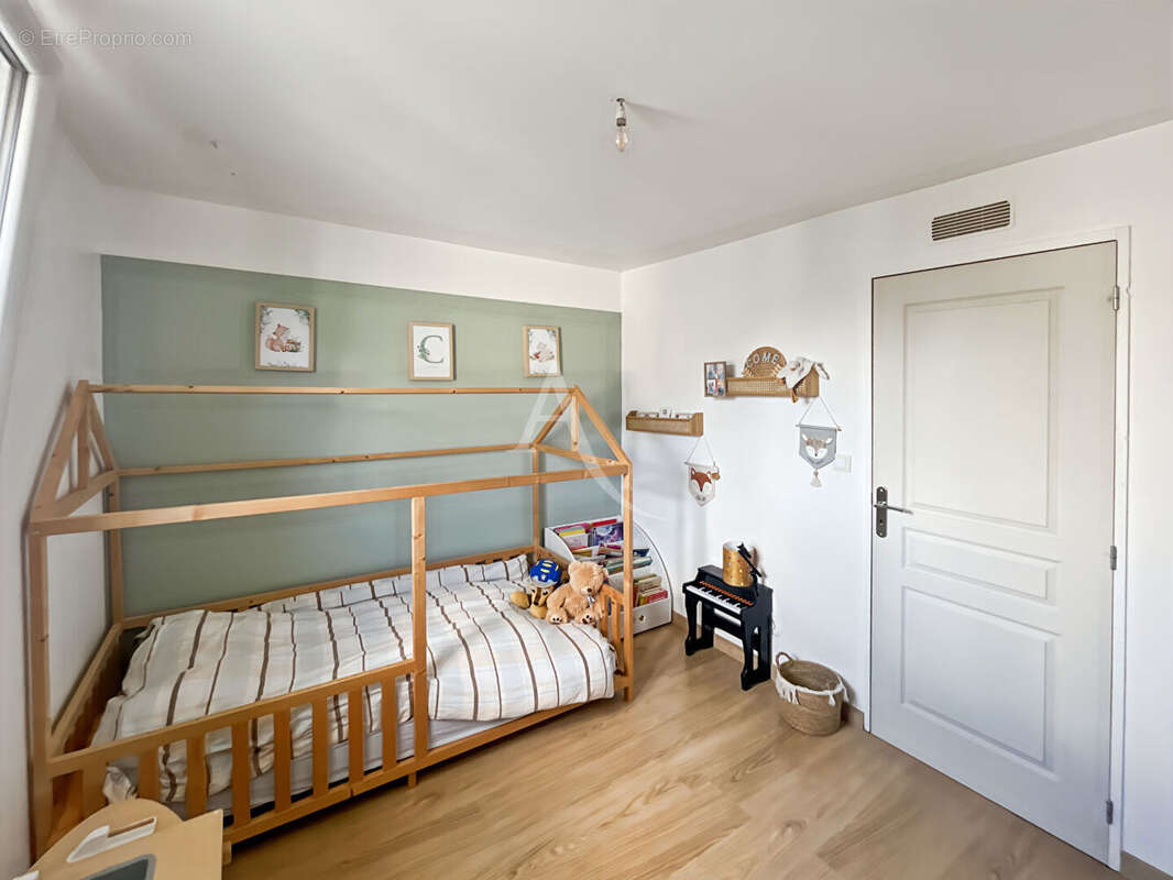 Maison à LES MUREAUX