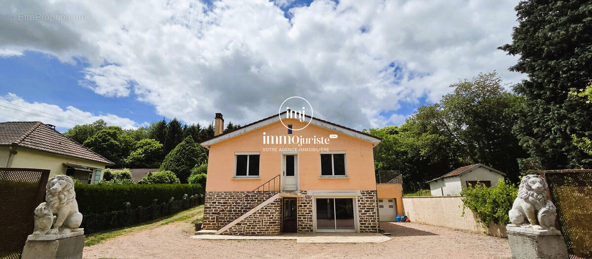 Maison à LA COQUILLE