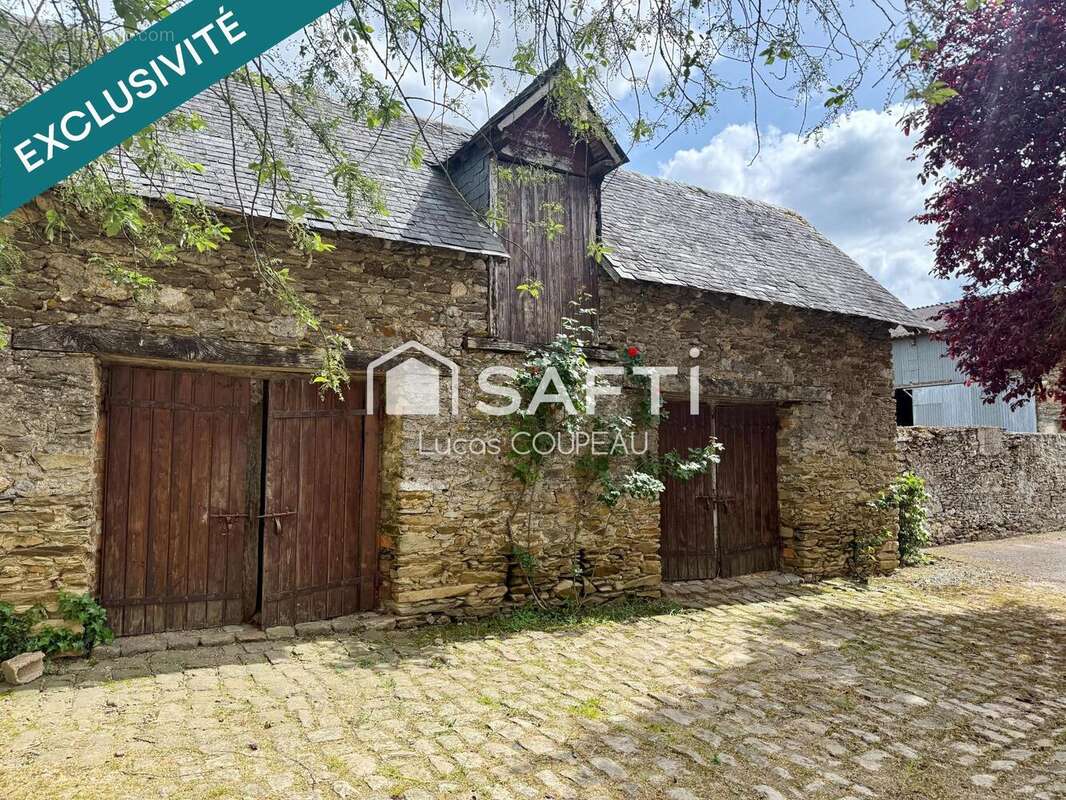Photo 2 - Maison à CHAMPIGNE