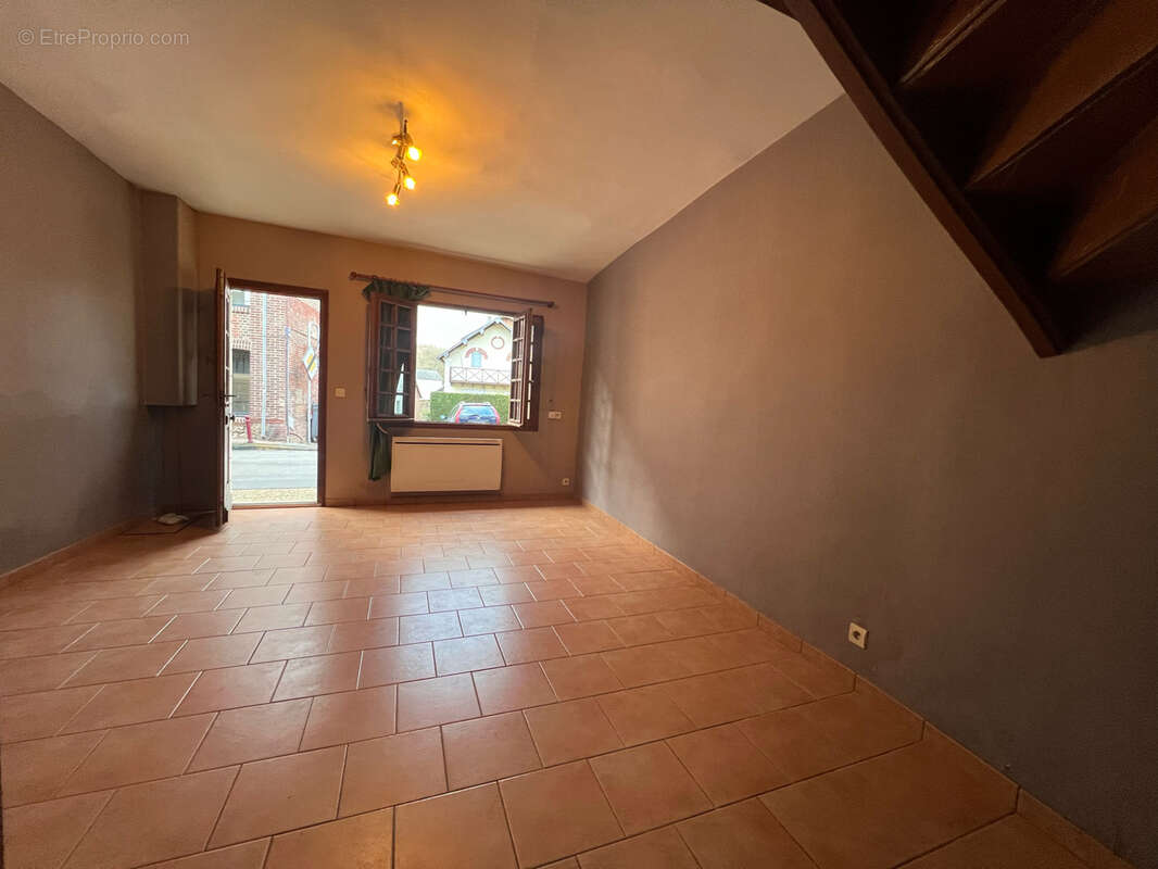 Maison à CORMEILLES