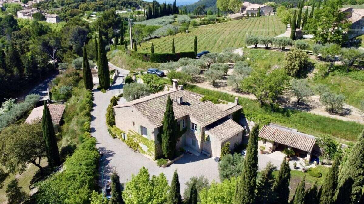 Maison à LE BARROUX