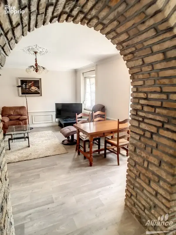 À vendre 358500€ à Montbéliard : immeuble de 250m2 - photo 8