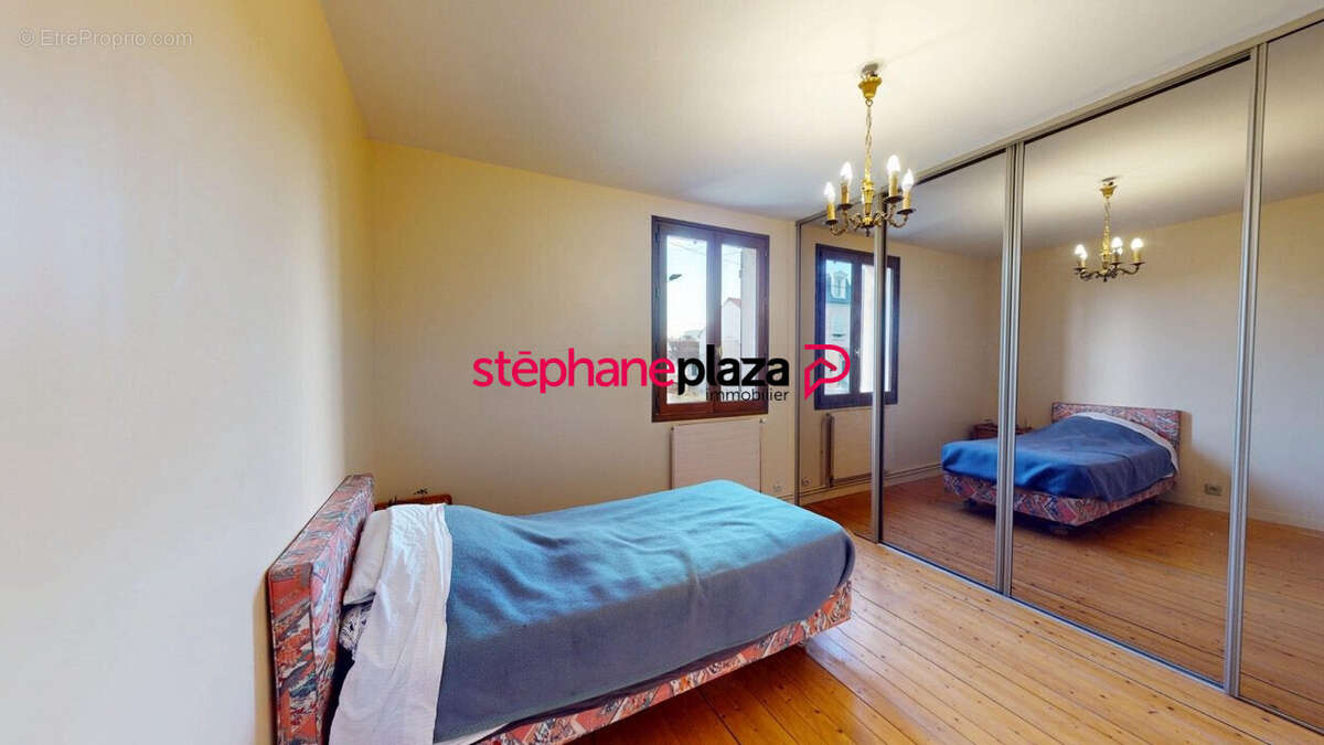 Maison à SARTROUVILLE