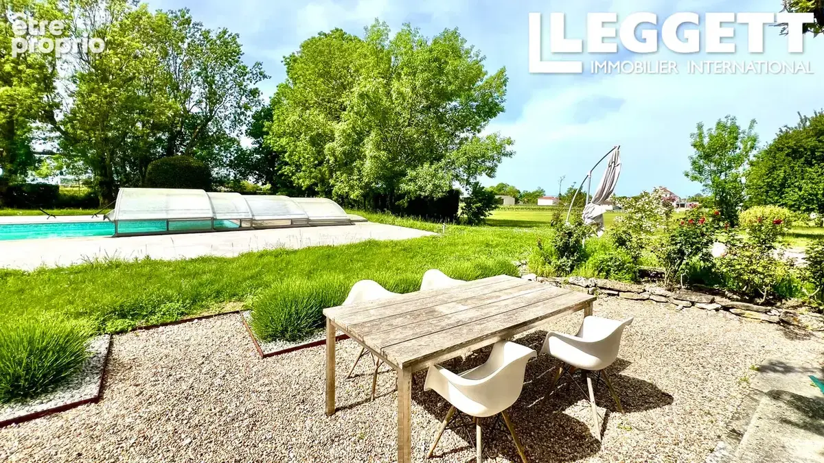 Charmante maison de ferme & gîte & apartment, 7 chambres, 3 sdb, piscine. Vues sur l'estuaire de la Gironde - photo 3
