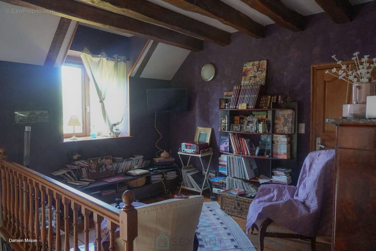 Maison à SAINT-PRIEST-LES-FOUGERES