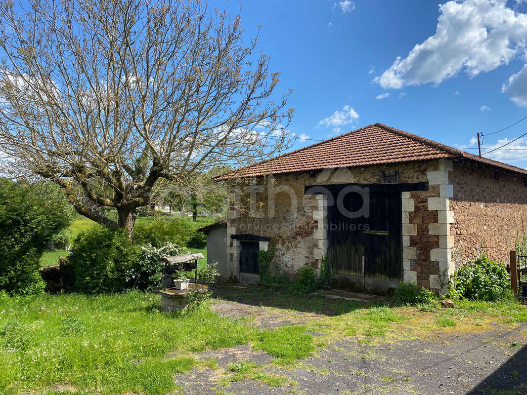 Maison à CHIRAC