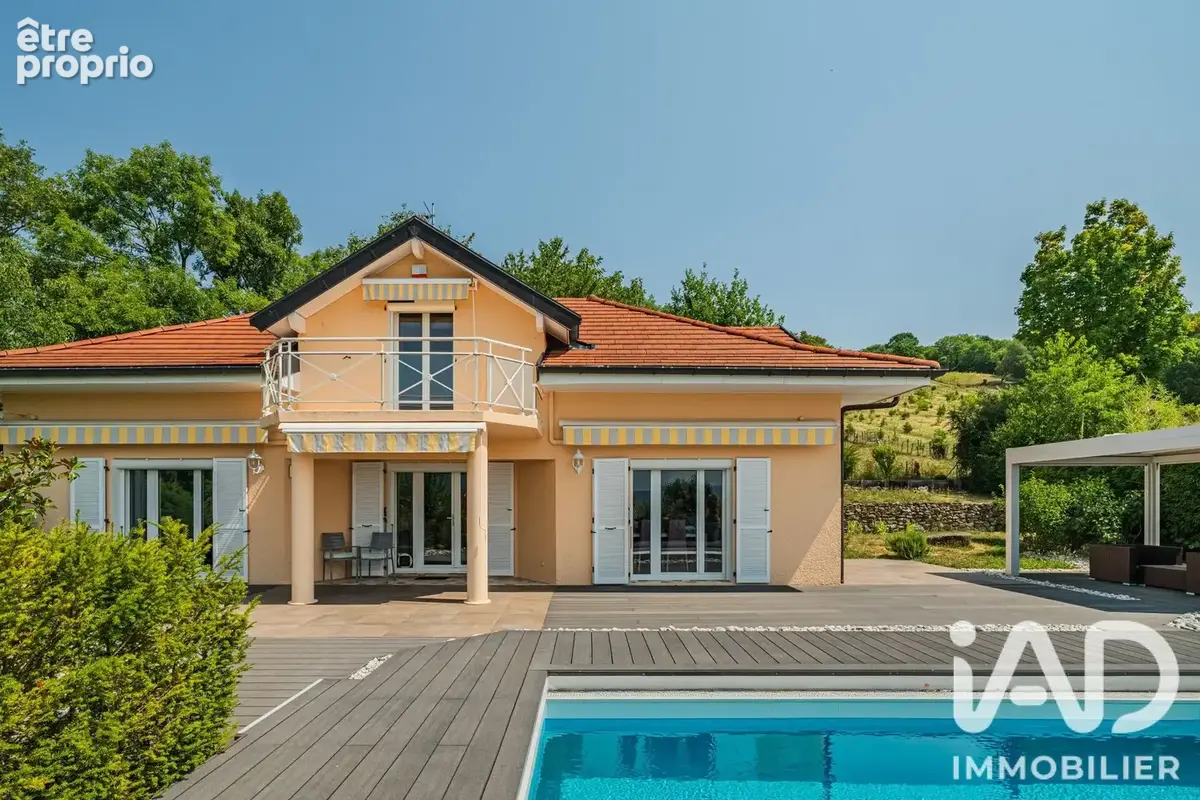 Photo 1 - Maison à CRANVES-SALES