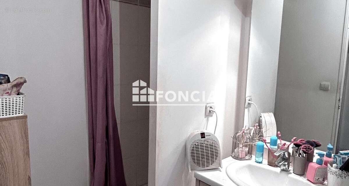 Appartement à LE PONTET