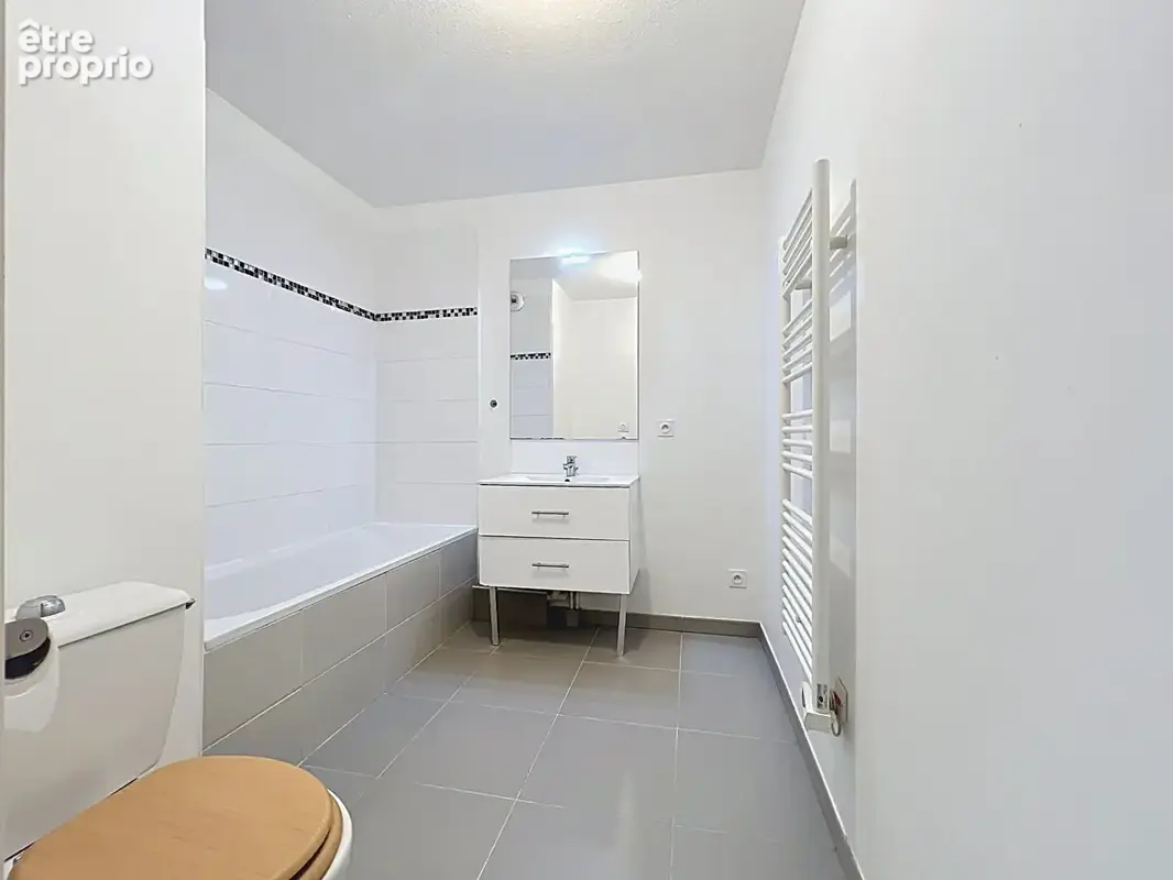 Vends appartement 3 pièces avec Terrasse + BOX  Secteur CHATEAU GOMBERT - photo 12