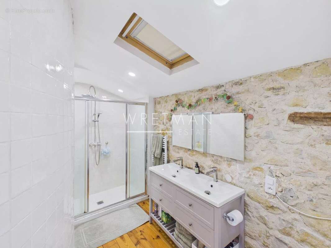 Maison à MONTAUROUX