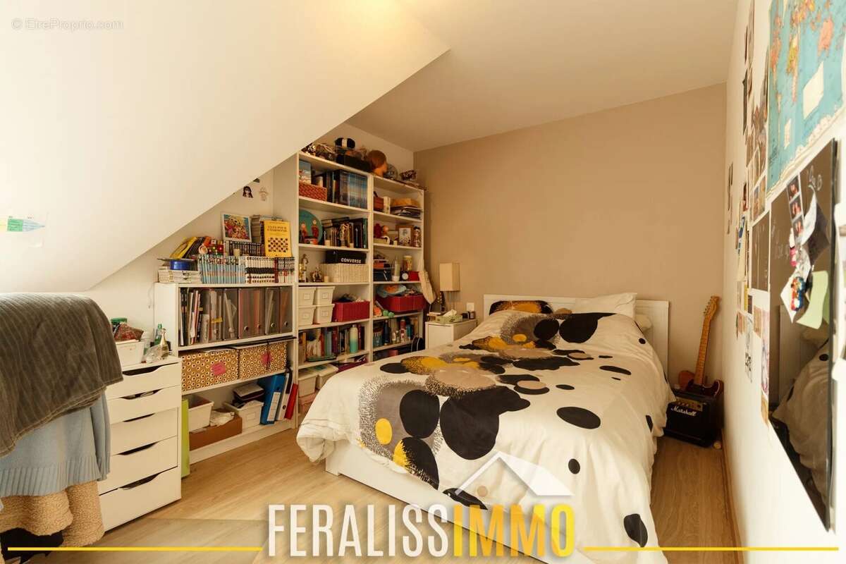 Maison à NEUVILLE-SUR-OISE