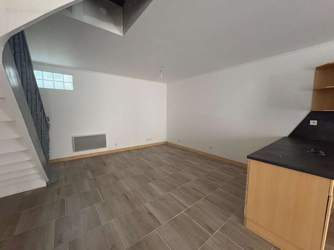 Maison à LACABAREDE