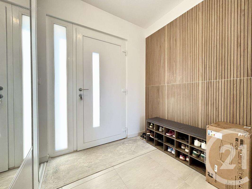 Maison 197 m² à Panazol  - photo 9