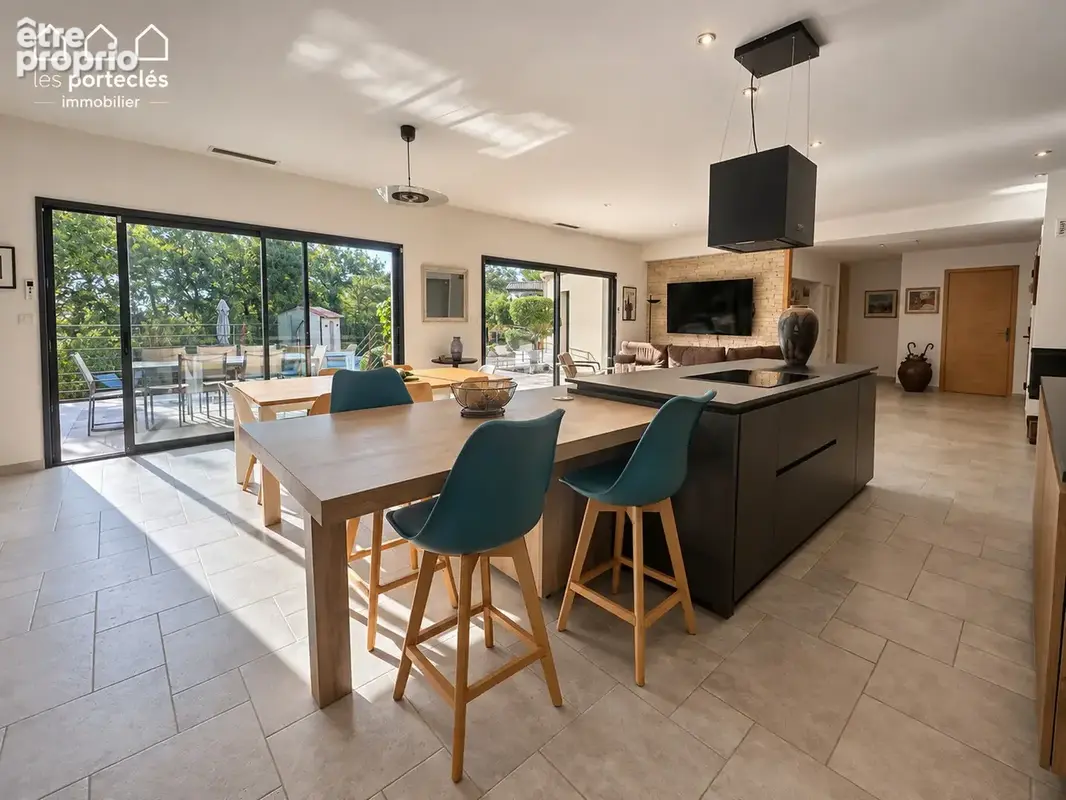 Maison 7 pièces 158 m² à vendre à Orsan (30200) - photo 6