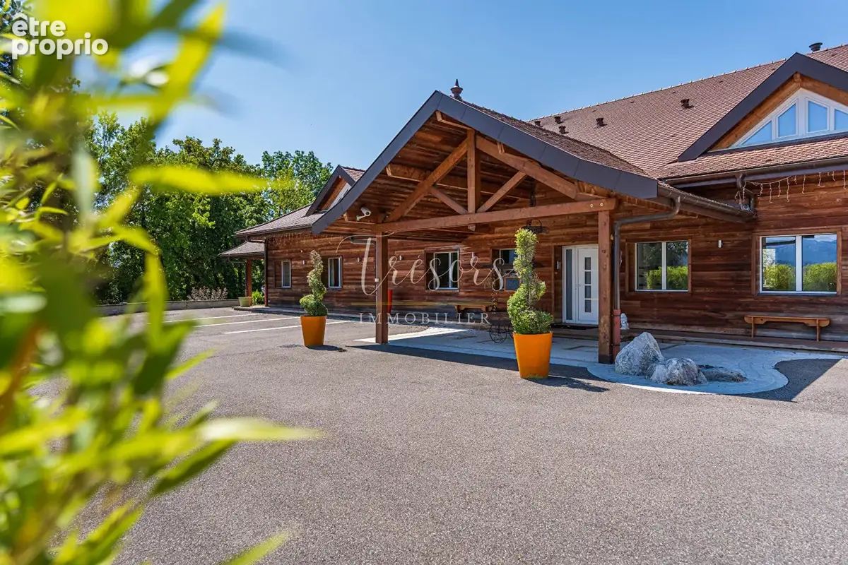 Photo Maison à Chapeiry au prix de 2 930 000€
