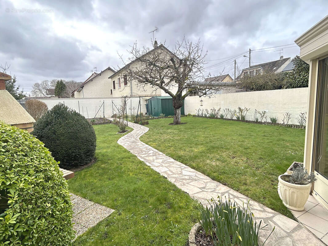 Maison à MITRY-MORY