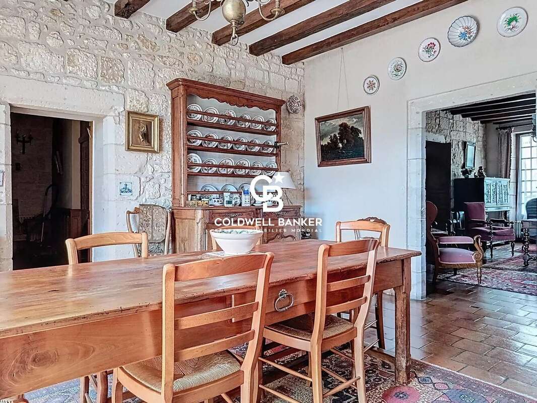 L’élégance du XVIIIe siècle alliée au confort d'aujourd'hui - Pons - photo 7