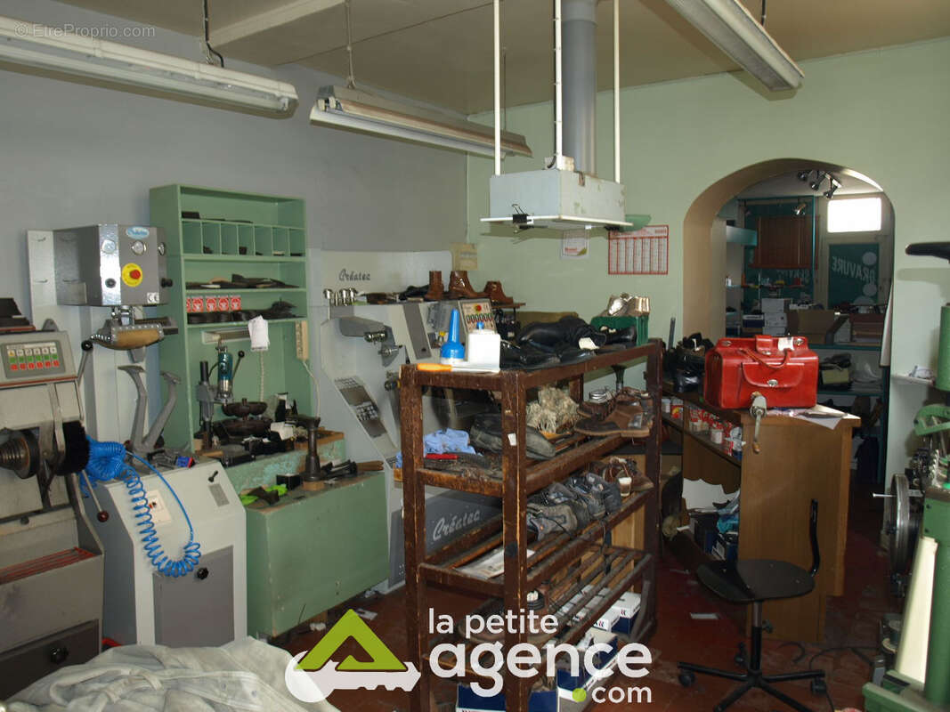 Commerce à COSNE-COURS-SUR-LOIRE