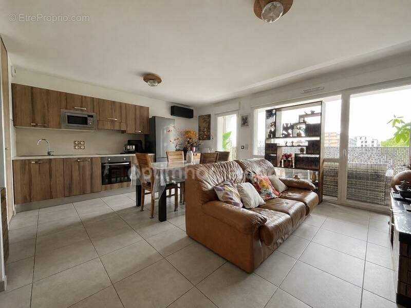 Appartement à VAULX-EN-VELIN