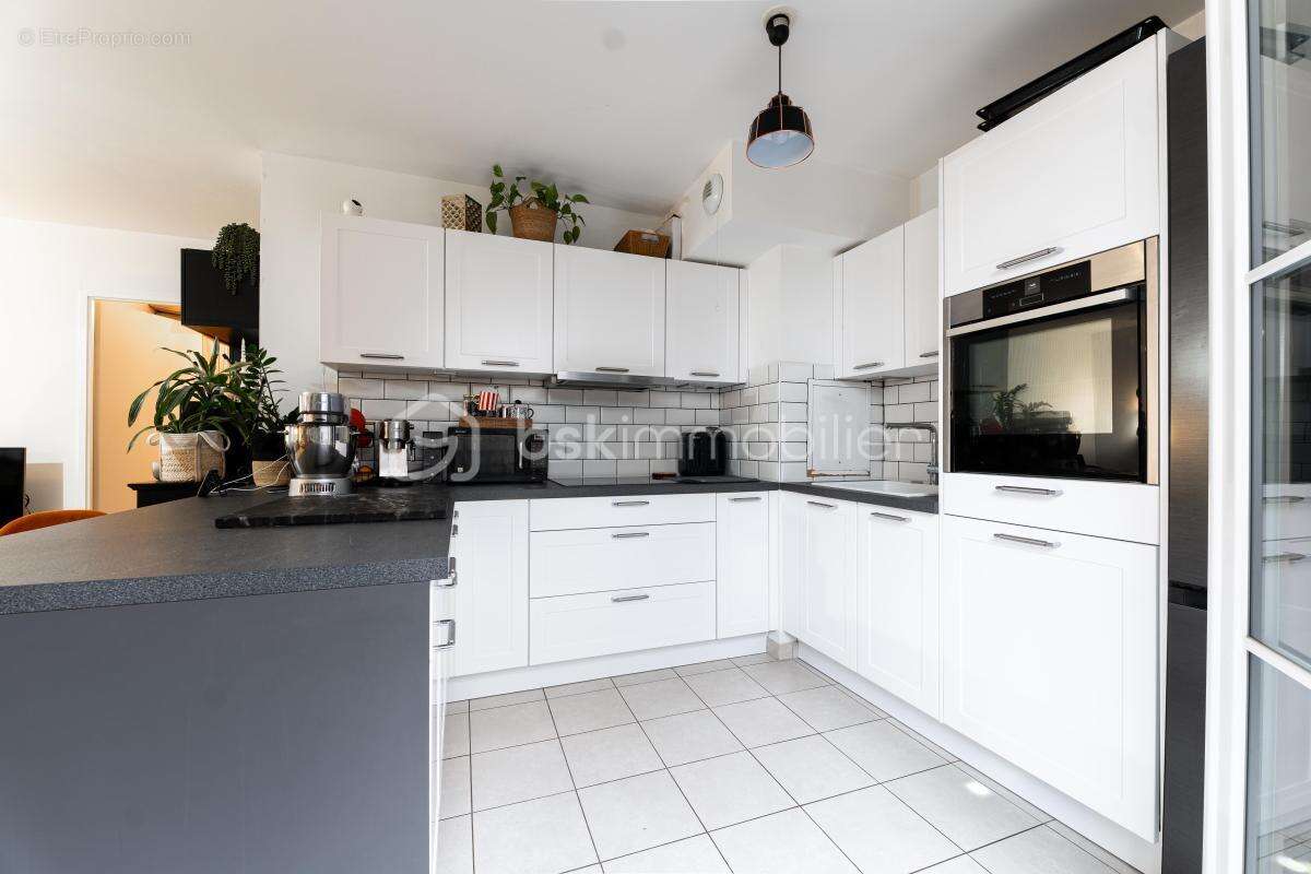 Appartement à SERRIS