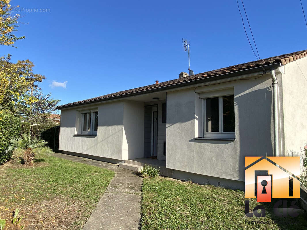 Maison à LE PASSAGE